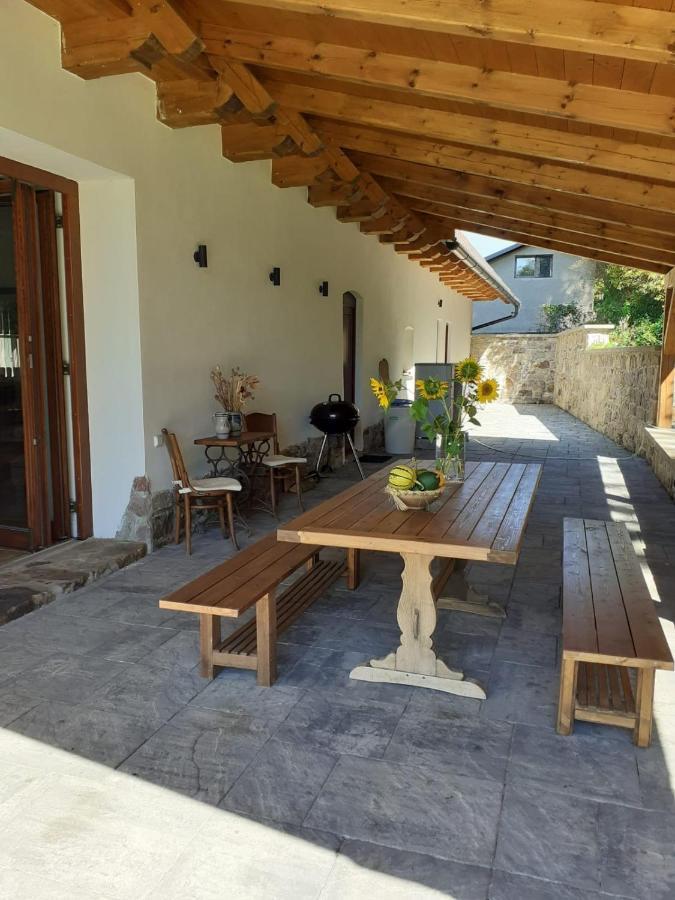 Villa The Retreat Zdarky Exterior foto