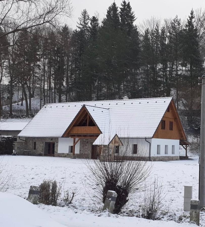 Villa The Retreat Zdarky Exterior foto